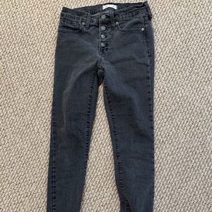 Madewell Skinny Jeans Size 26, 9” high rise